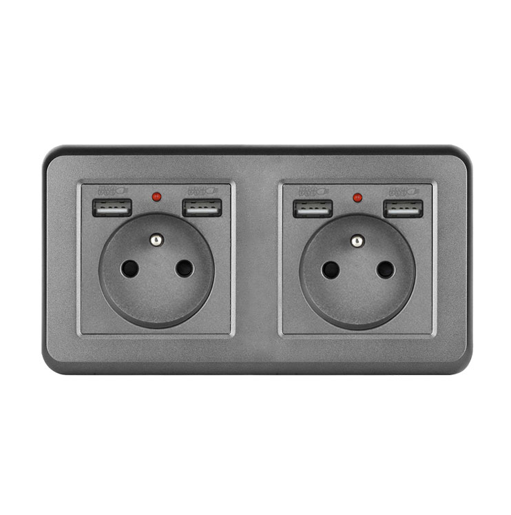 UNIC Elektrick zsuvka 2x (230V+2xUSB 5V/2,1A) plast ed v rmeku 153mm