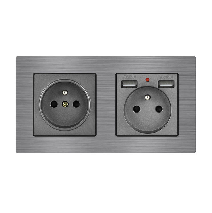 UNIC Elektrick zsuvka 2x230V+2xUSB 5V/2.1A v rmeku 153mm, slitina hlinku ed