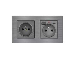 UNIC Elektrick zsuvka 2x230V+USB+USB C 5V/2,1A v rmeku 153mm, slitina hlinku ed - 375 K