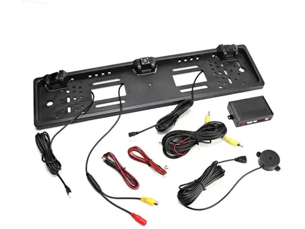 parkovaci senzory s kamerou v drzaku spz