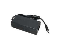 Adapt�r 15V 4A DC 5,5/2,1mm  - 360 K�